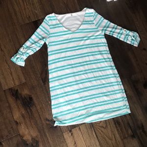 White and aqua pink blush, medium maternity dress